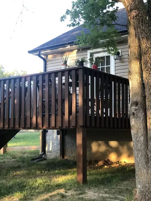 Exterior - 210 Hardin Ave, Dickson, TN 37055 photo 3 of 3