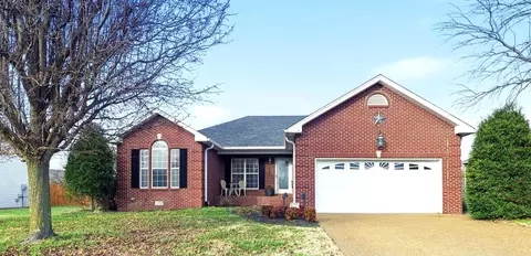 1122 Wedgewood Dr, Gallatin, TN 37066