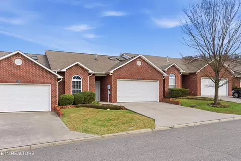 7110 High Alpine Ln, Knoxville, TN 37918