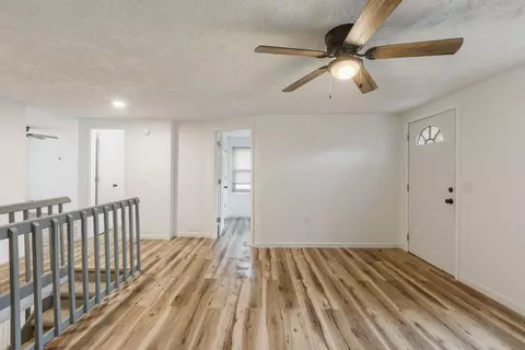Living - 415 Durrett St, Springfield, TN 37172 photo 1 of 10