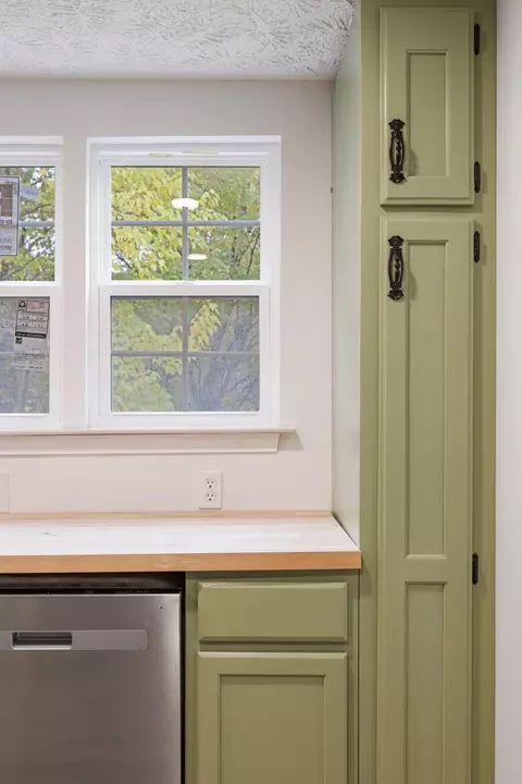 Kitchen - 415 Durrett St, Springfield, TN 37172 photo 5 of 7