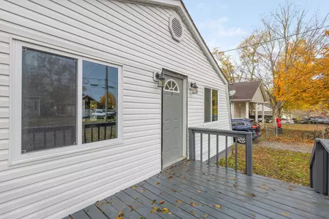 Exterior - 415 Durrett St, Springfield, TN 37172 photo 3 of 10