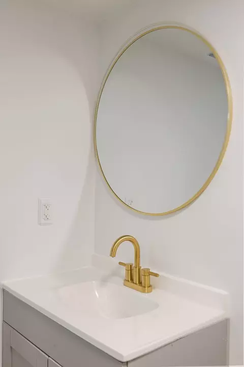 Bath - 415 Durrett St, Springfield, TN 37172 photo 8 of 8