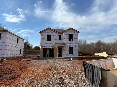 400 Cloudland Dr, Portland, TN 37148