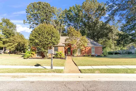 914 Waif Woods Ln, Cordova, TN 38018