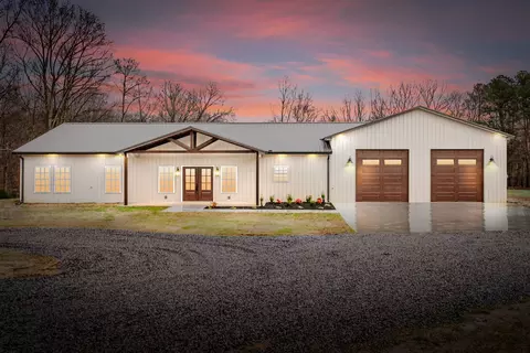 967 Green Ln, Cumberland Furnace, TN 37051