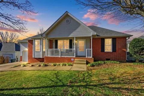 104 Saddlestone Ct S, Hermitage, TN 37076