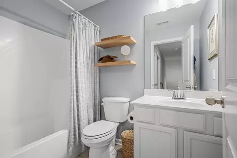 Bath - 6004 Venable Ct, Fairview, TN 37062 photo 3 of 3