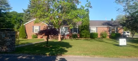 111 Dogwood Ln, Winchester, TN 37398