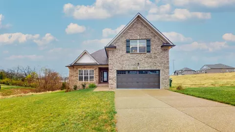 312 Hathaway Ln, Gallatin, TN 37066