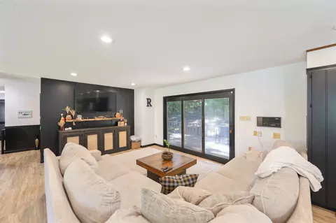 326 Dogwood Dr, Decaturville, TN 38329