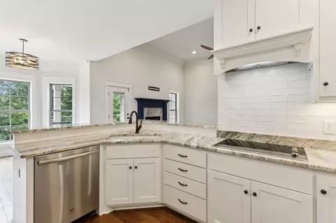 Kitchen - 126 Tom Walker Dr, Beechgrove, TN 37018 photo 3 of 5