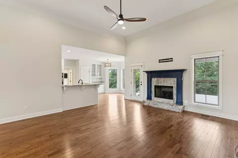 Living - 126 Tom Walker Dr, Beechgrove, TN 37018 photo 5 of 9