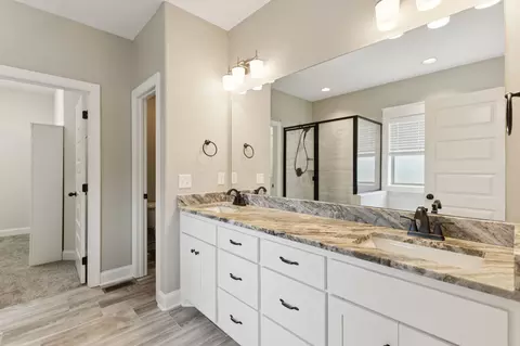 Bath - 126 Tom Walker Dr, Beechgrove, TN 37018 photo 1 of 6