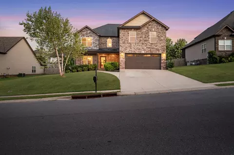 166 Melbourne Dr, Clarksville, TN 37043