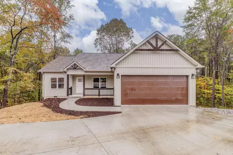 1149 Percheron Northwest Dr NW, Dalton, GA 30720