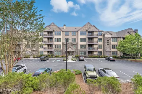 329 Centennial Bluff Blvd, Oak Ridge, TN 37830