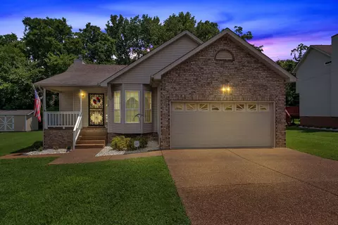 1229 Timber Valley Dr, Nashville, TN 37214