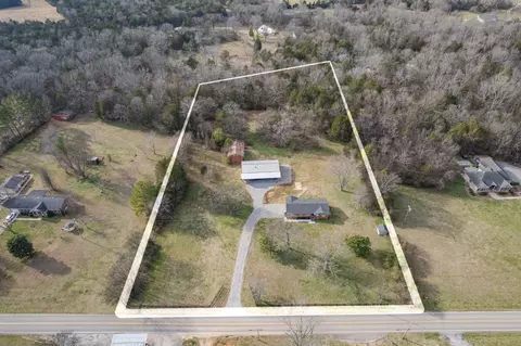 2318 Verona Caney Rd, Lewisburg, TN 37091