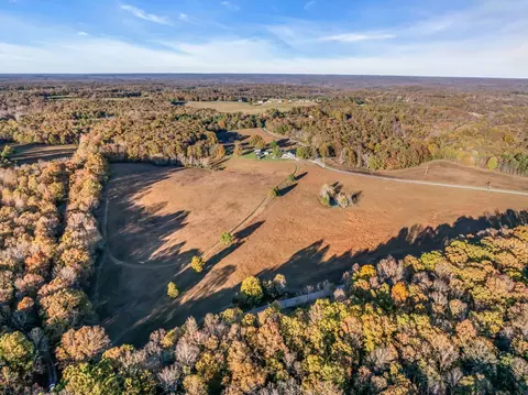 0 Old Highway 1, Mcewen, TN 37101