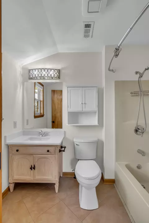 Bath - 2195 Clara Mathis Rd, Spring Hill, TN 37174 photo 1 of 6
