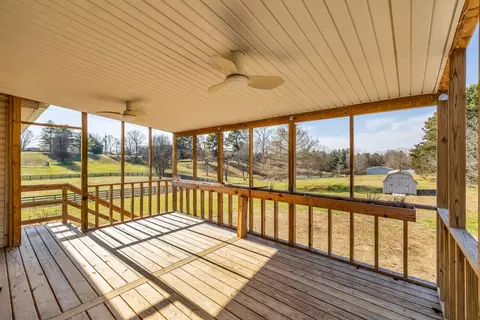 Exterior - 2195 Clara Mathis Rd, Spring Hill, TN 37174 photo 6 of 10