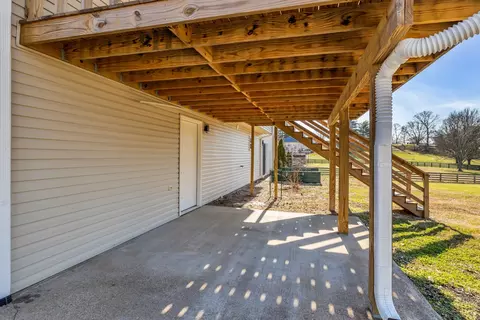 Exterior - 2195 Clara Mathis Rd, Spring Hill, TN 37174 photo 7 of 10