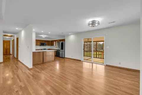 Living - 2195 Clara Mathis Rd, Spring Hill, TN 37174 photo 6 of 7
