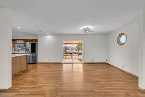 Living - 2195 Clara Mathis Rd, Spring Hill, TN 37174 photo 5 of 7