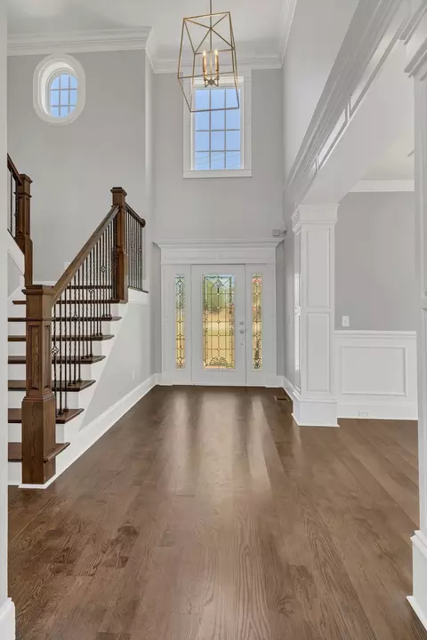 Entry Way - 953 Warrior Dr, Murfreesboro, TN 37128 photo 2 of 4