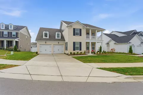 550 Snap Dragon Ln, Hendersonville, TN 37075