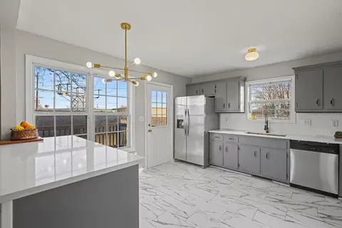 256 Fritz Cir, Clarksville, TN 37042