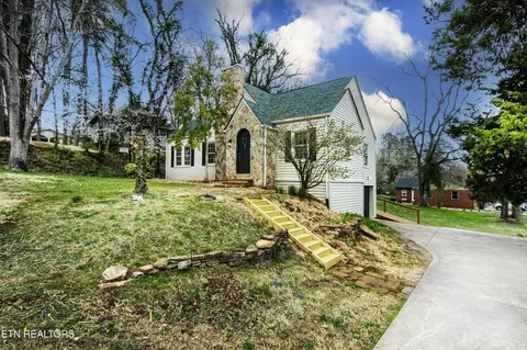 5420 Briercliff Rd, Knoxville, TN 37918