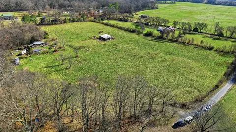 640 Dotson Cemetery Rd, Decherd, TN 37324 photo 9