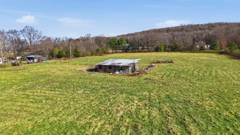 640 Dotson Cemetery Rd, Decherd, TN 37324 photo 8