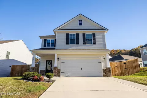 2918 Red Flame Rd, Knoxville, TN 37921