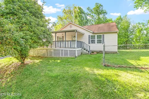 4220 Garnet Dr, Knoxville, TN 37919