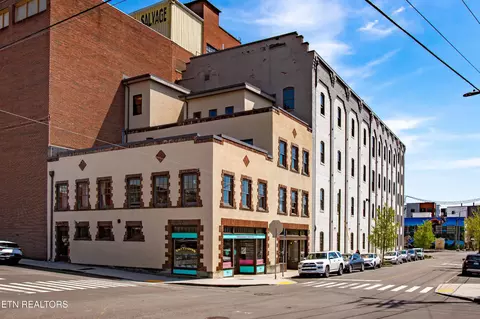 222 N Central St #312, Knoxville, TN 37917