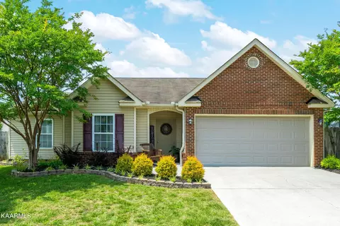5431 Oak Harbor Ln, Knoxville, TN 37921