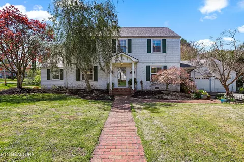 121 S Maple St, Maryville, TN 37803