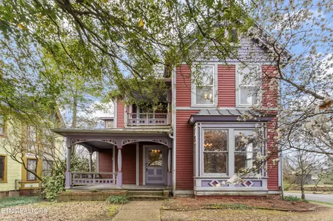 1802 Washington Ave, Knoxville, TN 37917