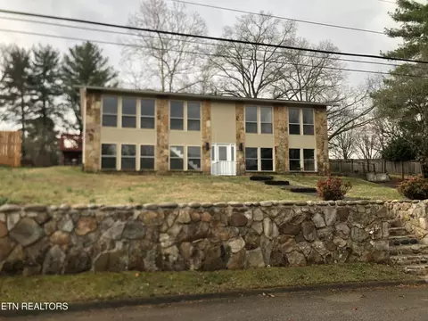 1311 Cordoba Rd, Knoxville, TN 37923