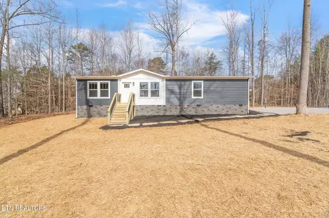 5043 Crippen Rd, Knoxville, TN 37918