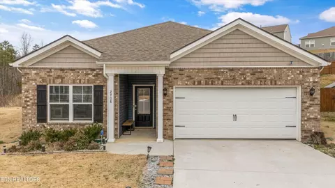 2708 Minuteman Ln, Knoxville, TN 37920