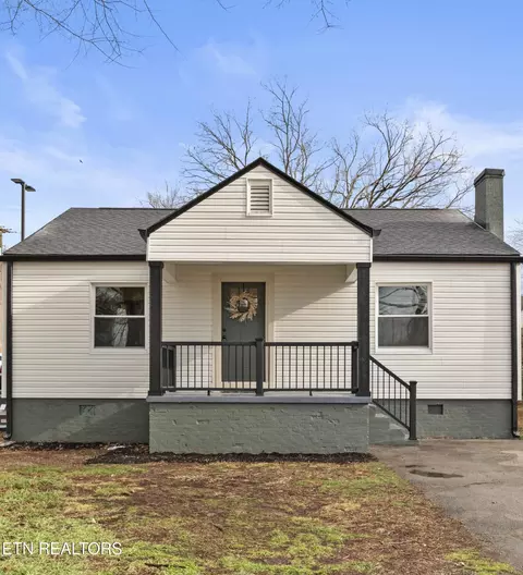 330 Martel Rd, Lenoir City, TN 37772