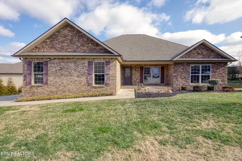1197 Conner Ln, Lenoir City, TN 37772