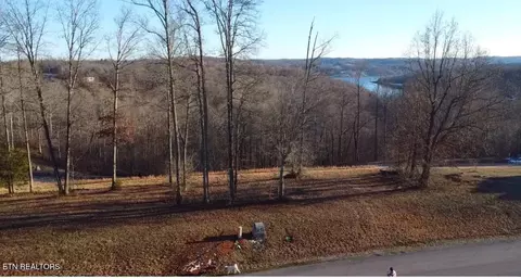 612 Prestige Rd, La Follette, TN 37766