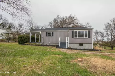 6206 King Rd, Knoxville, TN 37920