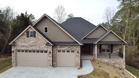 204 Coyatee Ct, Loudon, TN 37774