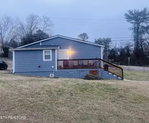 3813 Mcdonald Rd, Knoxville, TN 37914